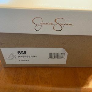 Jessica Simpson Shoes - Jessica Simpson heels sz 6 Jessica Simpson Shoes - Jessica Simpson heels sz 6